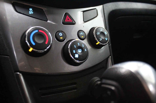 Imagen 14 de 15 de Chevrolet Trax 2015 4 Cilindros