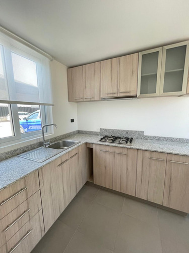 Se Arrienda Casa Nueva Aislada 3d+3b Cond. Sta Herminia Iii
