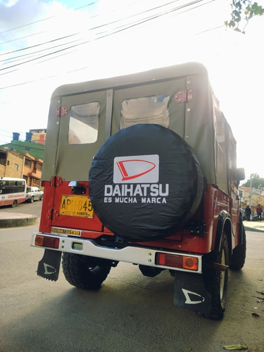 Imagen 2 de 3 de Forro Daihatsu Cobertor Daihatsu Funda Llanta Repuesto