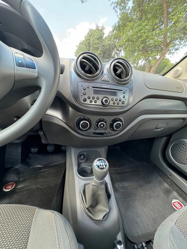 Fiat Palio 1.6 MPI ESSENCE 16V FLEX 4P MANUAL
