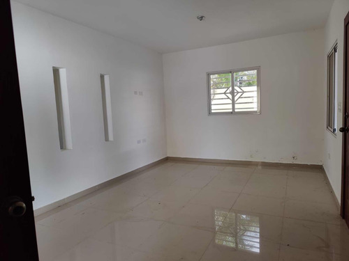 Casa En Venta En La Romana En El Residencial Don Juan