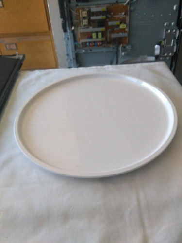 Plato Para Microondas De 36 Cent. Codigo J.a.a. (Usado)
