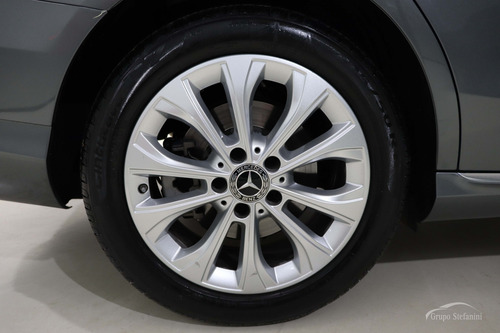 Imagem 9 de 10 de C180 1.6 Cgi Gasolina Exclusive 9g-tronic