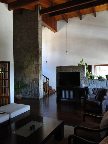 Espectacular Residencia En Rivera! Unica En Su Estilo!!