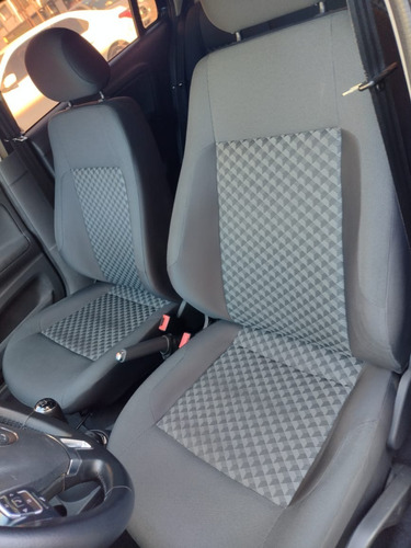 Imagen 5 de 17 de Volkswagen Gol Trend Highline 1.6