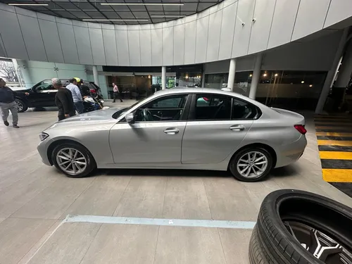 Elegante Bmw Serie 3, Modelo 320 Ia Executive, Año 2020