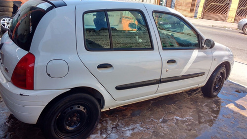Imagem 3 de 8 de Sucata Renault Clio 1.0 Rn 5p