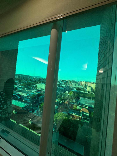 Venta Oficina En Centro Empresarial Lechería