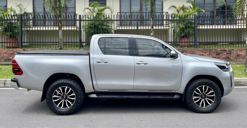 Imagen 6 de 20 de Toyota Hilux 2.8 Blindada Il