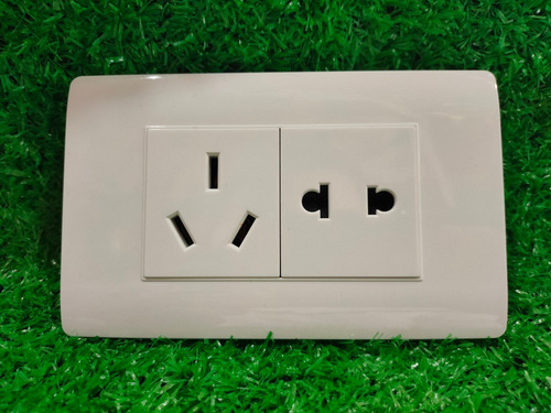 Imagen 1 de 2 de Toma Corriente Doble 220v 16a Blanco Lujo