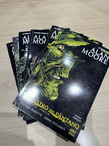 Coleção Saga Do Monstro Do Pântano - Completa 6 Volumes (Usado)