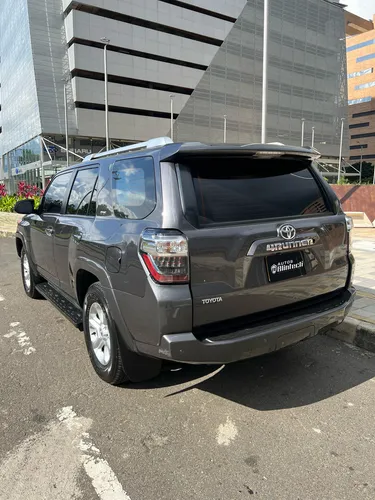 Toyota 4Runner 4.0 SR5 Blindada