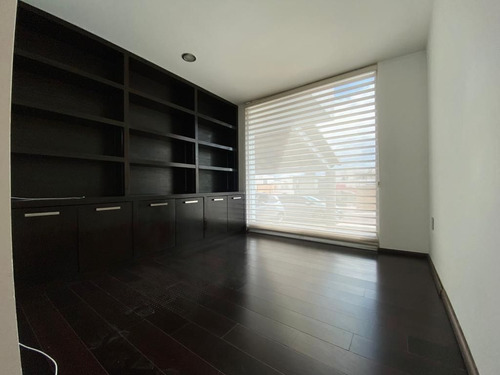 Imagen 13 de 20 de En Renta Residencia En Cumbres Del Lago, Jardín, Gran Terren