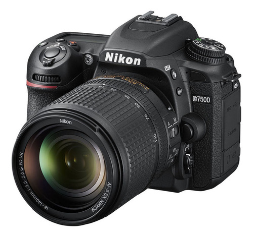 Câmera fotográfica Nikon D7500 com lente 18-140 mm
