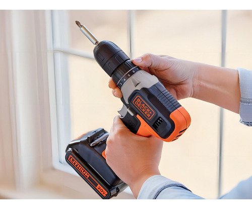 Taladro Atornillador 10mm 20v Black Decker Bcd702c1