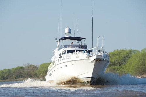 Crucero Astillero Si 66 Man 2 X 700 Hp Restaurado A Nuevo !!