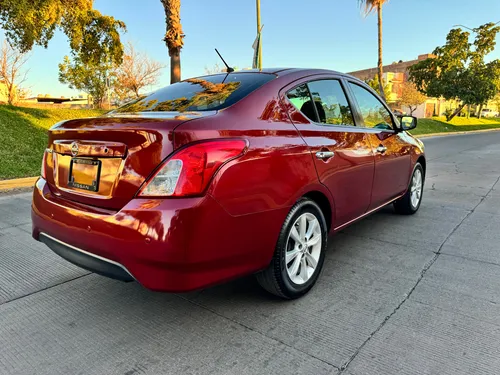 Nissan Versa 1.6 Advance At