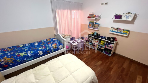 Venta El Palomar Casa Ph Al Frente 3 Ambientes.