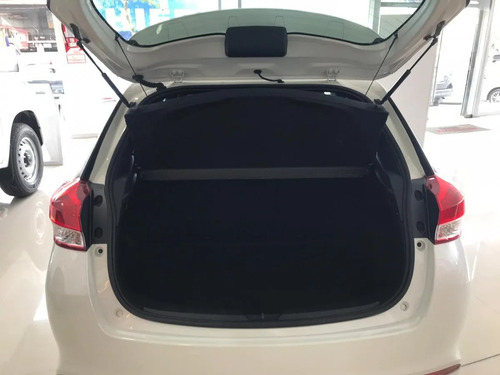 Imagen 4 de 13 de Toyota Yaris 1.5 107cv Xs 5p Audio