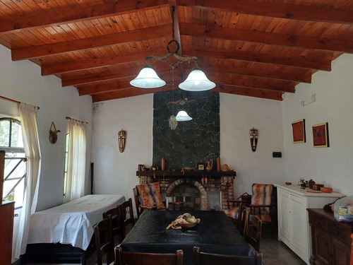 Casa En Venta Con Escritura Inmediata- Villa Parque Sicardi