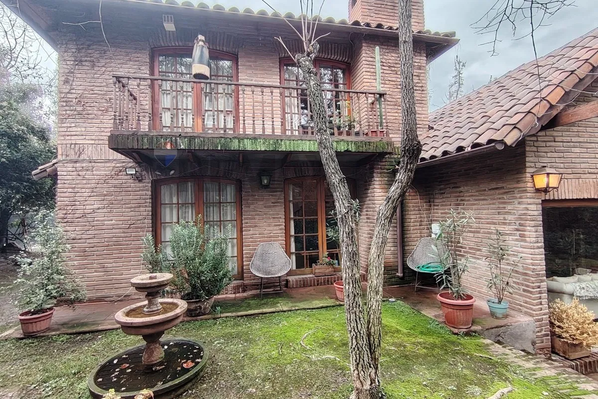 Imagen 3 de 30 de Espectacular Casa Lo Barnechea
