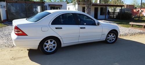 Imagen 9 de 12 de Mercedes Benz C200 Kompressor, Permuto