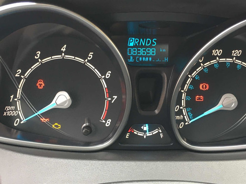 Imagen 7 de 11 de Ford Fiesta Kinetic