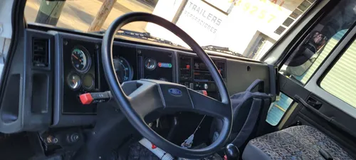 Ford Cargo 1517 Con Portavolquete Unico Impecable