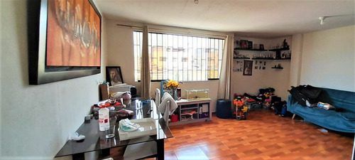 Imagen 4 de 6 de Venta De Amplia Casa En San Juan De Miraflores