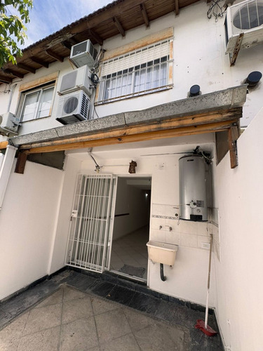 Venta Duplex En Ramos Mejia Con Patio