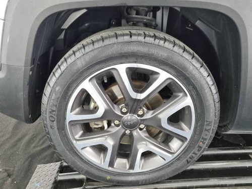 Imagem 11 de 15 de Jeep Renegade 1.8 16v Flex Longitude 4p Automático