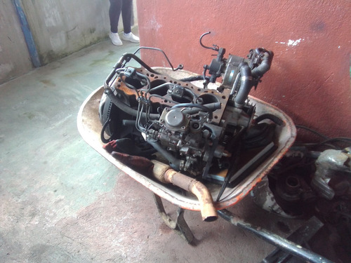 Imagen 2 de 15 de Repuestos Varios Toyota Daewoo Caja Para D21 Muy Buena Y Mas