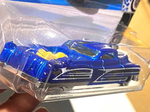 Hot Wheels Custom 53 Cadillac Rod Squad Azul