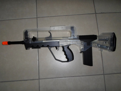 Marcadora De Airsoft Tipo Famas Con Accesorios Tacticos