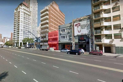 Edificio Desarrollado En Planta Baja, Primer, Segundo Piso Y Terraza.