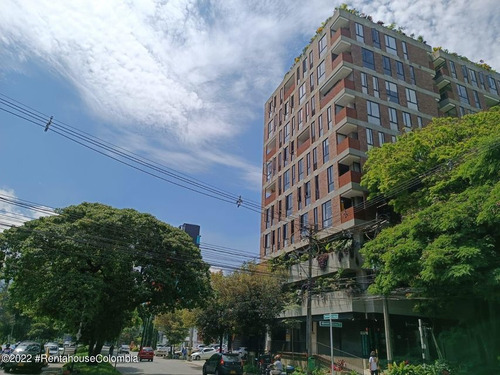 Imagen 1 de 16 de Vendo Comercial En Laureles(medellin) C.m 22-2303