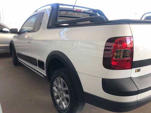 Volkswagen Saveiro 1.6 Cross Cab. Estendida Total Flex 2p