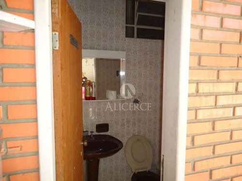 Imagem 27 de 30 de Casa Residencial Com 7 Dormitórios, 3 Suítes E 5 Vagas, Coqueiros, Florianópolis - . - Ca0210