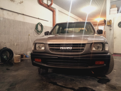 Isuzu Pick Up 2.8 Turbo Aa D/c 4x2