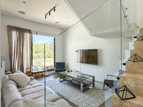 Casa En Venta Al Río 7 Amb. Minicine El Yacht Nordelta Tigre