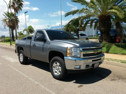 Imagen 4 de 14 de Chevrolet Silverado Lt 4x4