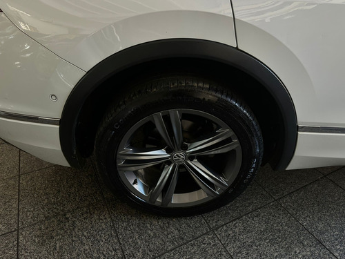 Volkswagen Tiguan Allspac RLine 350 TSI 2.0 4x4 7 Lug Completo Teto Couro Midia Top
