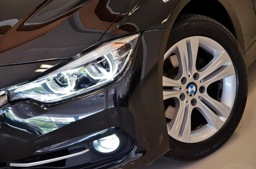 Imagem 2 de 7 de Bmw Serie 3 2013 2.0 Sport Aut. 4p 184 Hp