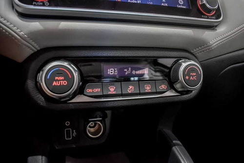 Imagem 5 de 15 de Nissan Versa 1.6 Exclusive Cvt 2021