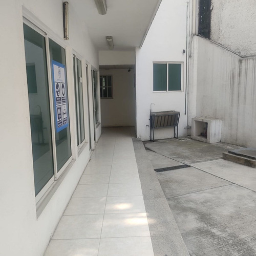 Edificio Comercial Venta, Ciudad Satélite En Esquina Cod.edv28