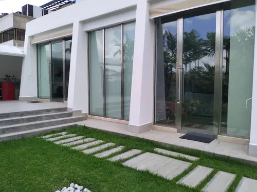 Casa En Venta En Los Samanes