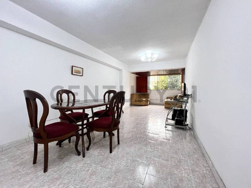 Rc - Venta Apartamento La Candelaria Bellas Artes