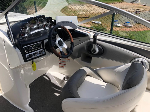 Imagem 12 de 15 de Lancha Bayliner 25 Pés