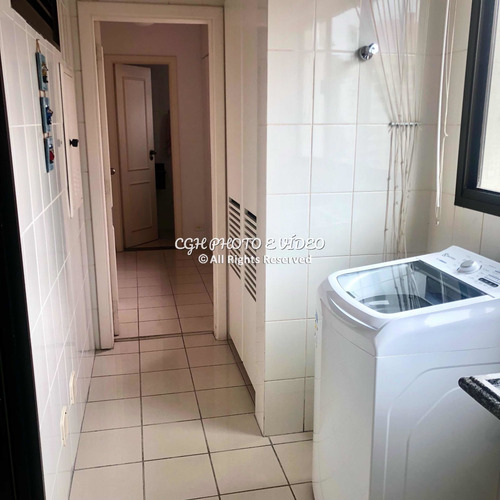 Apartamento Em Pitangueiras Finamente Decorado E Mobiliado
