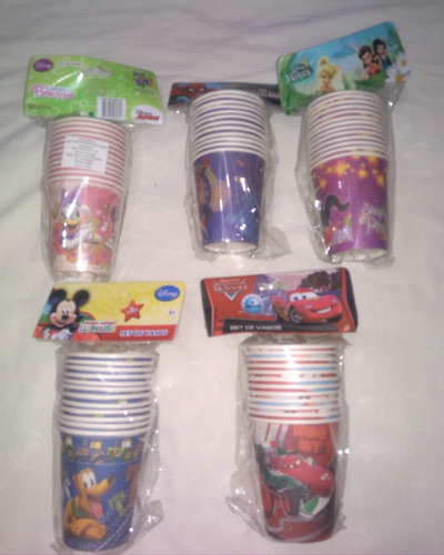 Imagen 1 de 1 de Vasos De Carton X12 Disney Fiesta Infantil Motivos Variados